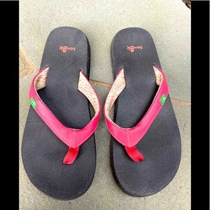 Women’s Sanuk Flip-flops